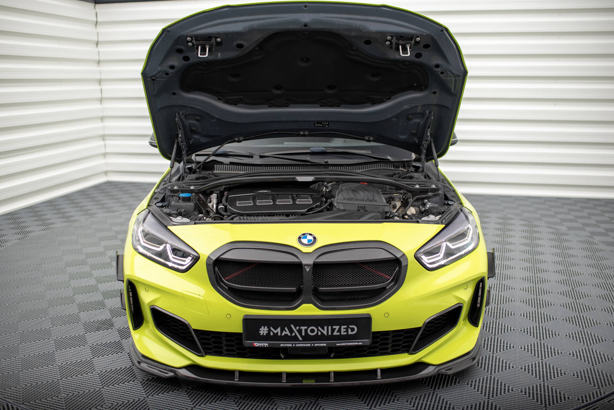 Carbon Fiber Engine Cover BMW 1 F40 M135i, Notre Offre \ BMW \ Seria 1 \  F40 [2019-] \ M135i Notre Offre \ BMW \ Seria 1 \ F40 [2019-] \ M135i  M-Performance