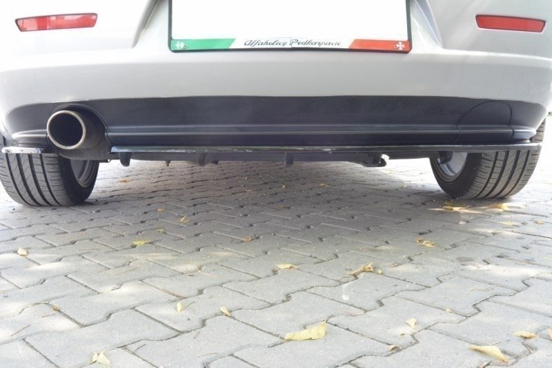 Arriere Splitter ALFA ROMEO 159 (AVEC UNE BARRE VERTICALE)