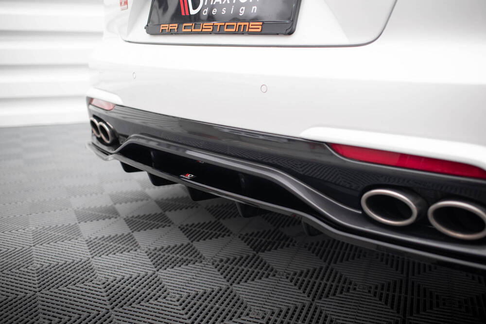 Arriere Splitter (avec une barre verticale) Kia Stinger Mk1