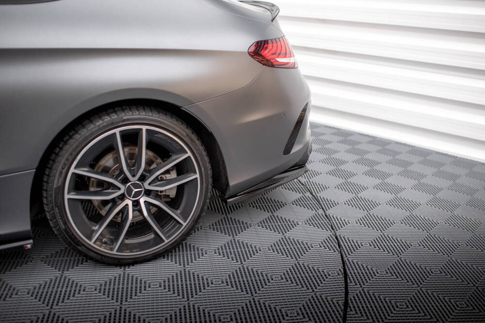 Arriere Splitter (avec une barre verticale) Mercedes-AMG C43 Coupe / Cabrio C205 Facelift / A205 Facelift