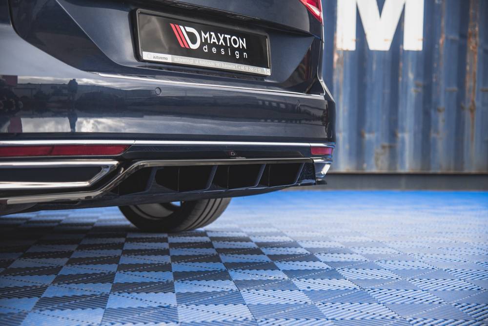 Arriere Splitter (avec une barre verticale) Volkswagen Passat B8