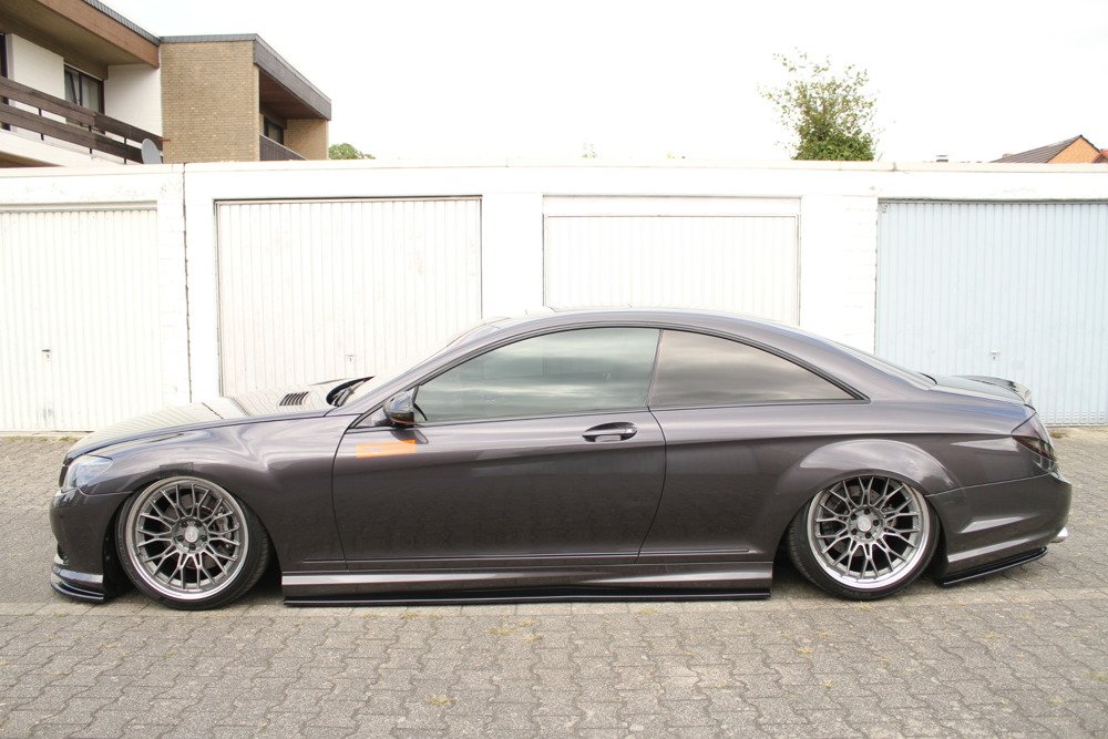 LAME DU PARE-CHOCS ARRIERE MERCEDES CL 500 C216 AMGLINE