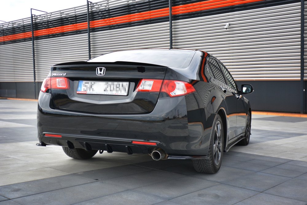 RAJOUT DU PARE-CHOCS ARRIERE HONDA ACCORD MK8. (CU-SERIES) AVANT FACELIFT SEDAN