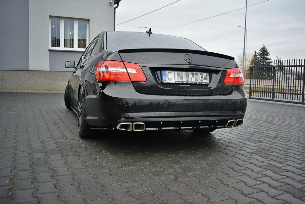 RAJOUT DU PARE-CHOCS ARRIERE MERCEDES-BENZ E63 AMG W212 