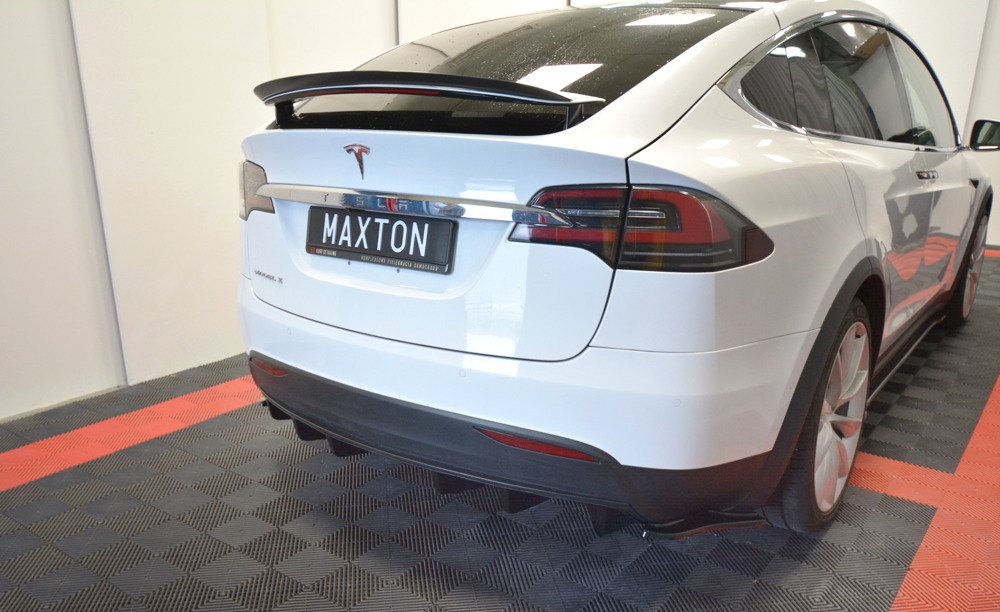 RAJOUT DU PARE-CHOCS ARRIERE TESLA MODEL X