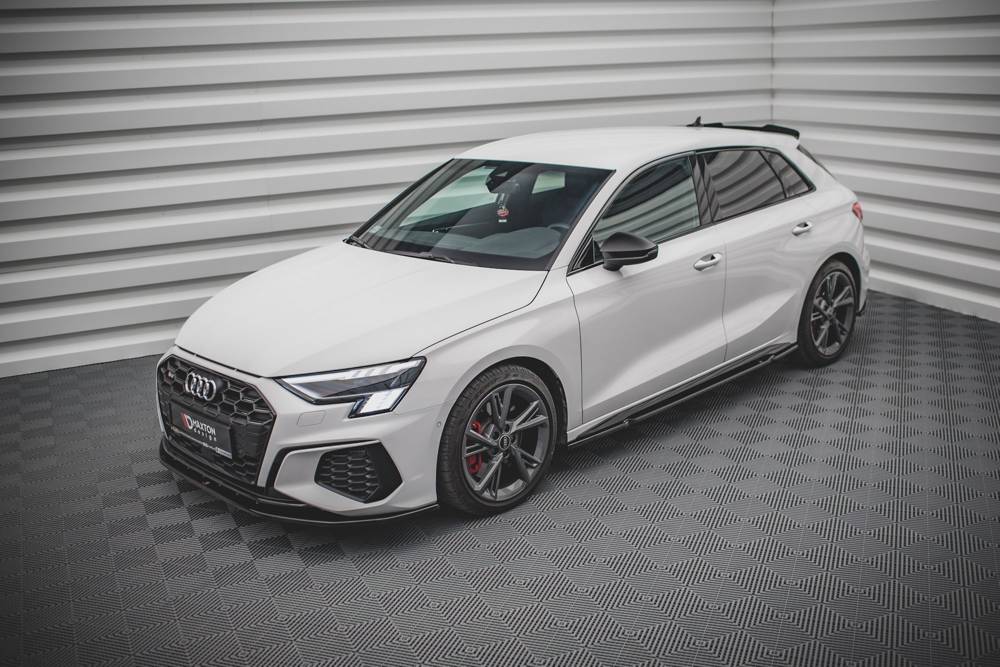 Rajouts Des Bas De Caisse Audi S3 / A3 S-Line 8Y