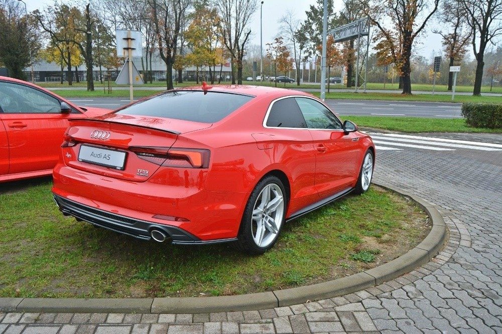 Rajouts Des Bas De Caisse Pour Audi S5 / A5 S-Line F5 Coupe