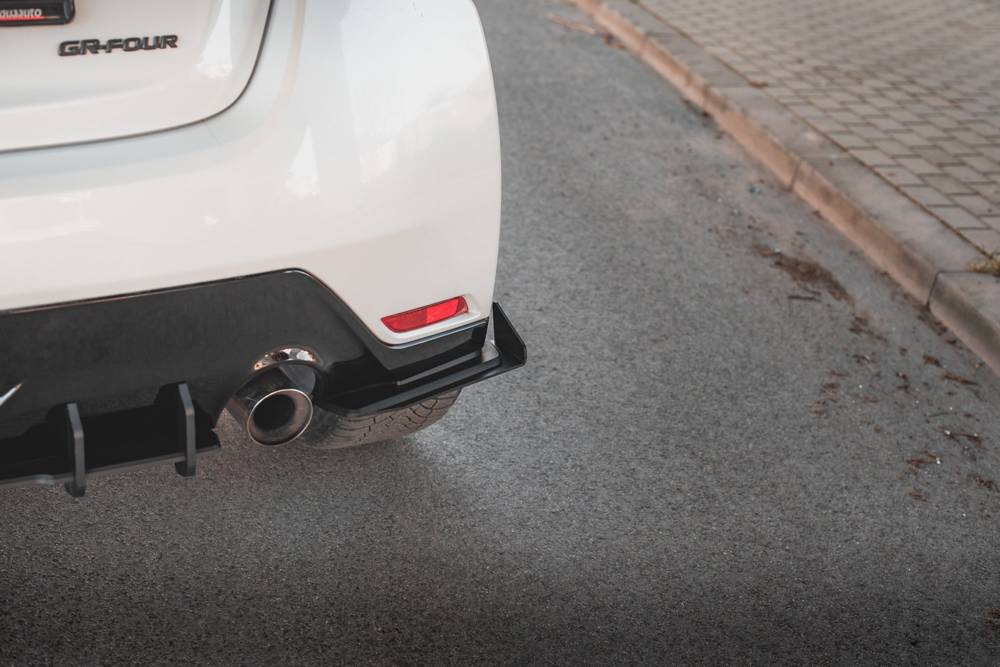 Street Pro Lame Du Pare Chocs Arriere + Flaps Toyota GR Yaris Mk4