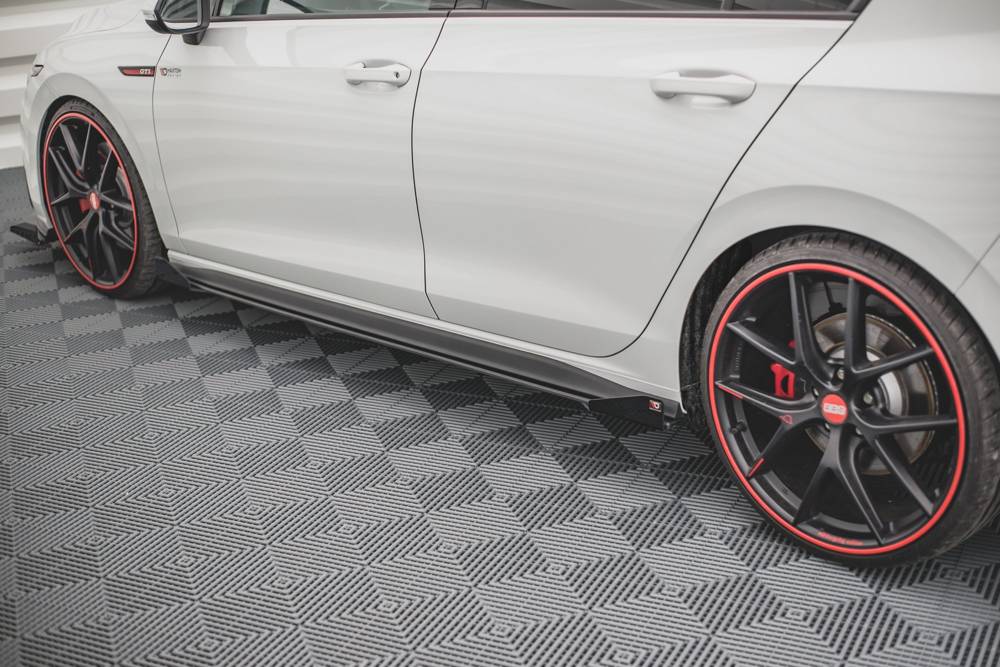 Street Pro Rajouts Des Bas De Caisse + Flaps Volkswagen Golf GTI / GTE / GTI Clubsport / R-Line Mk8