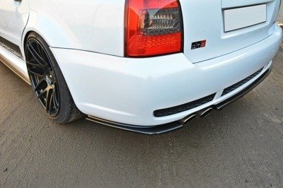 ARRIÈRE SPLITTER AUDI RS4 B5 (avec une barre verticale)