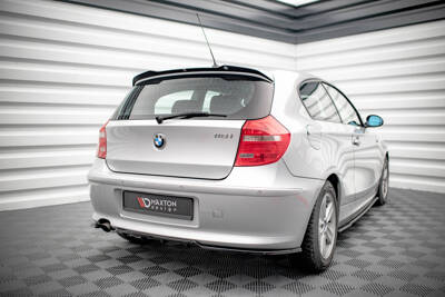 Arriere Splitter (avec une barre verticale) BMW 1 E81 Facelift