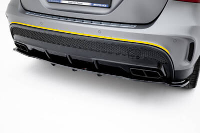 Arriere Splitter (avec une barre verticale) V.1 Mercedes-Benz GLA 45 AMG