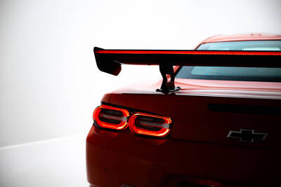 Carbon Spoiler With Internal Brackets Uprights + LED Chevrolet Camaro SS Mk6 Facelift