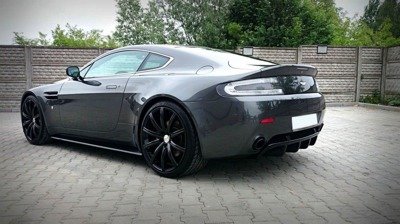 RAJOUT DU PARE-CHOCS ARRIERE ASTON MARTIN V8 VANTAGE