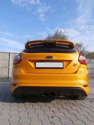 Rajout Du Pare-Chocs Arriere Ford Focus ST Mk3 (RS Look)