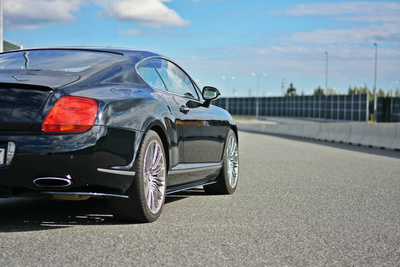 SET DES DIFFUSEUR DES BAS DE CAISSE BENTLEY CONTINENTAL GT