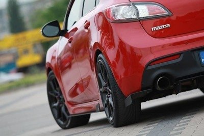 SPORT RAJOUTS DES BAS DE CAISSE POUR MAZDA 3 MK2 MPS