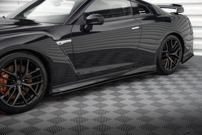 Street Pro Rajouts Des Bas De Caisse Nissan GTR R35 Facelift