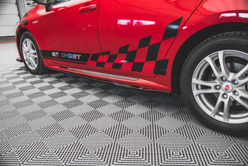 Rajouts Des Bas De Caisse Toyota Corolla GR Sport Hatchback XII