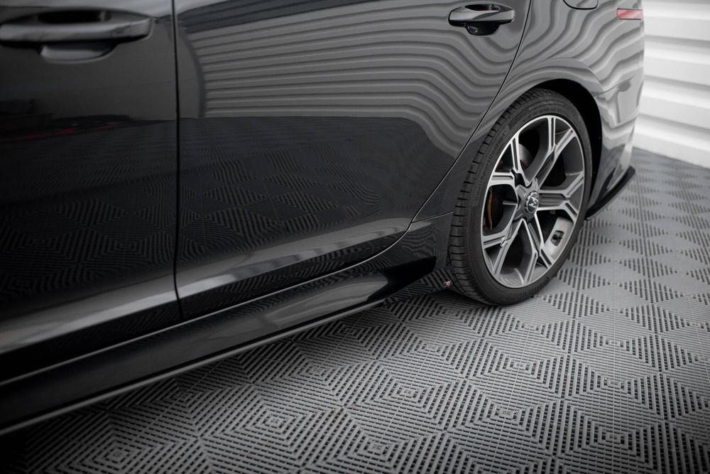 Street Pro Rajouts Des Bas De Caisse + Flaps Kia Stinger GT / GT-Line / Standard Mk1