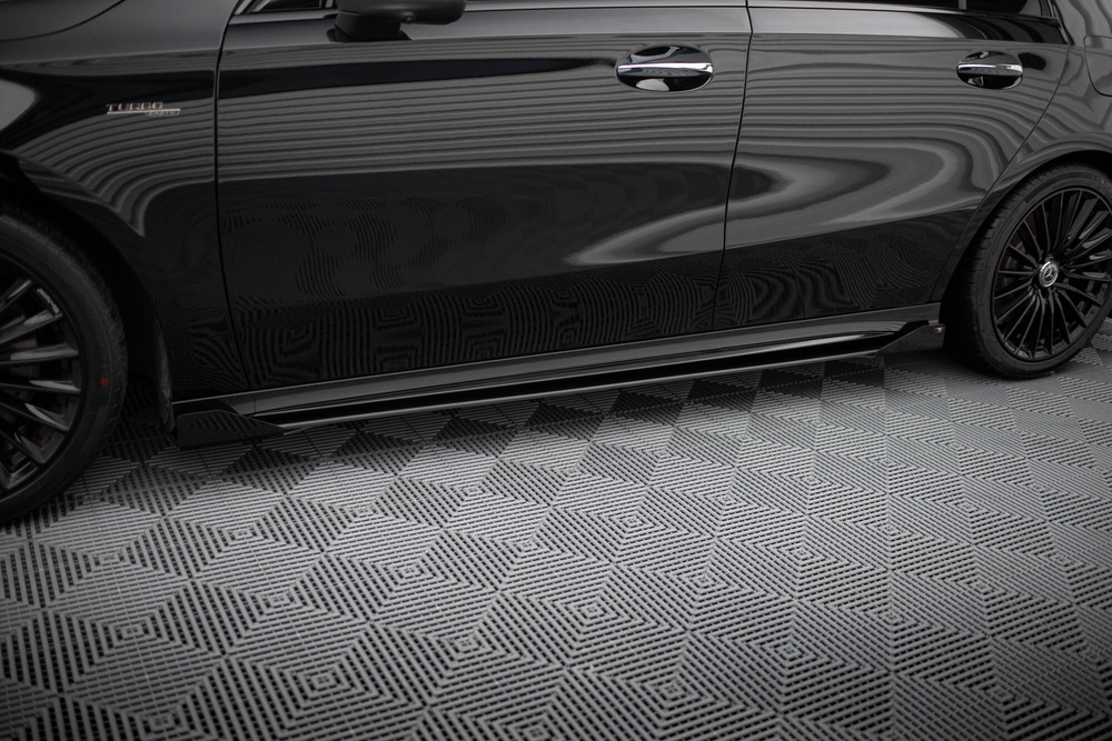 Street Pro Rajouts Des Bas De Caisse + Flaps Mercedes-AMG A35 W177 Facelift