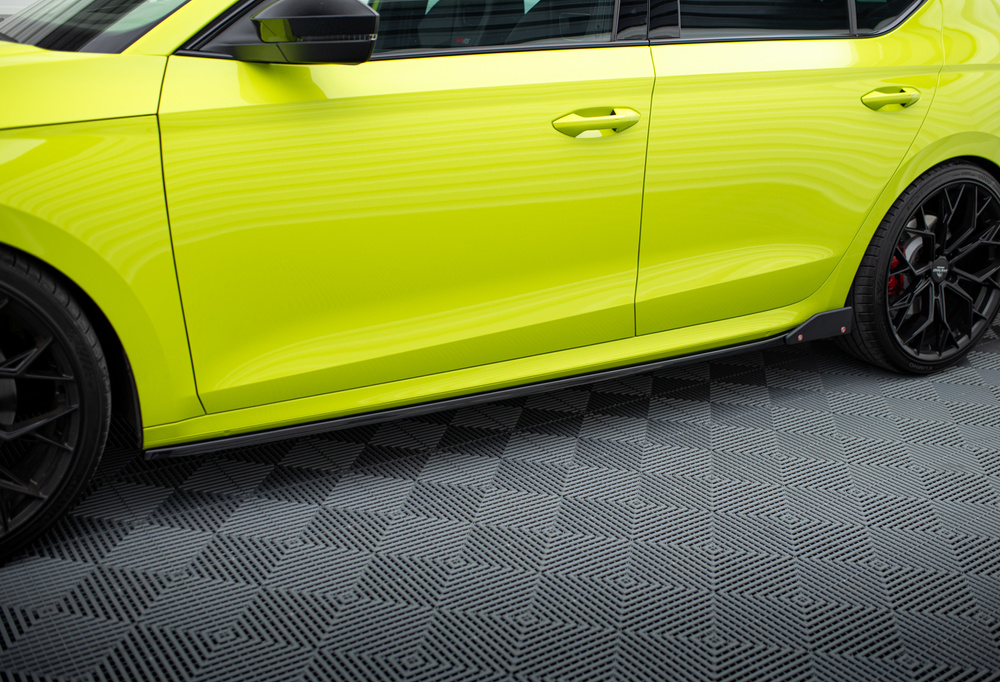 Rajouts Des Bas De Caisse V.2 + Ailerons Skoda Octavia RS Liftback / Combi Mk4