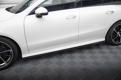 Rajouts Des Bas De Caisse Mercedes-Benz CLA AMG-Line C118
