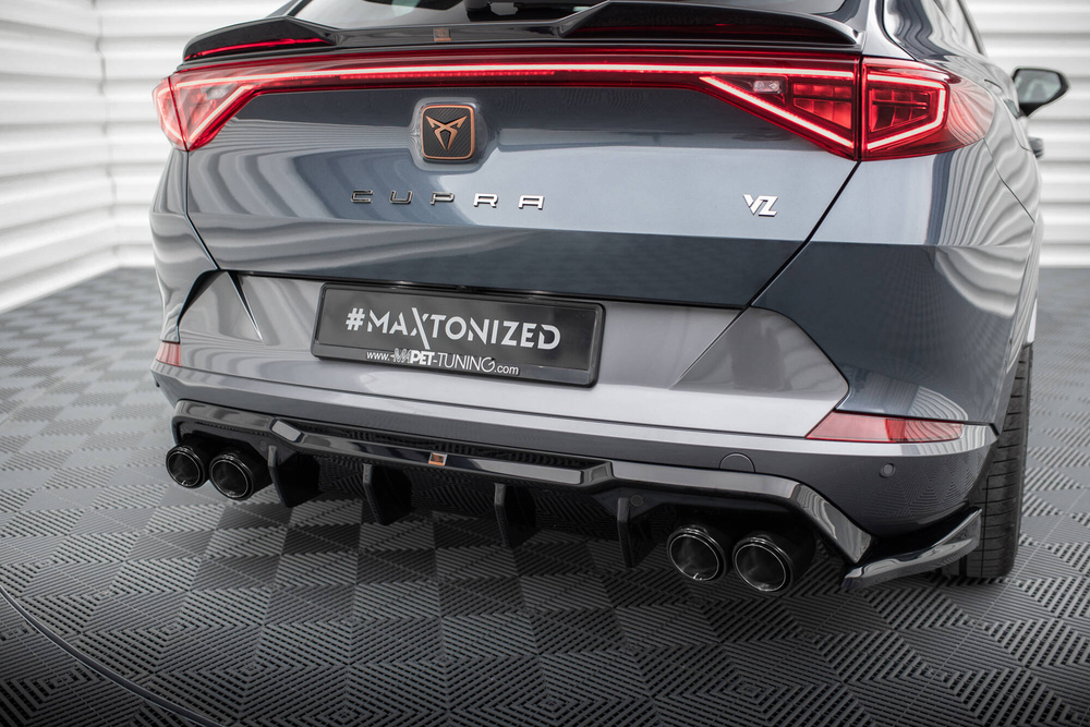 Rajout Du Pare-Chocs Arriere V.3 + Conseils d'échappement Cupra Formentor VZ Mk1 / Mk1 Facelift
