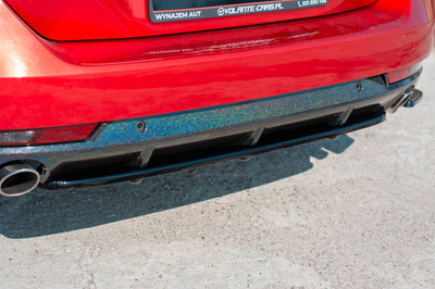 Arriere Splitter(avec une barre verticale)  Peugeot 508 Essence Mk2