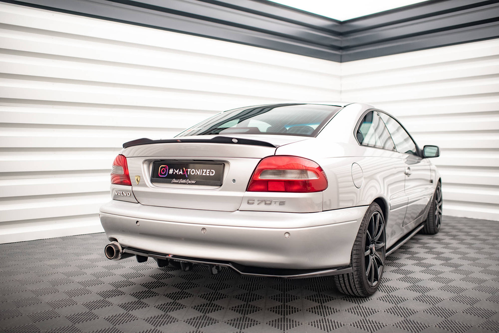 Arriere Splitter (avec une barre verticale) Volvo C70 Mk1
