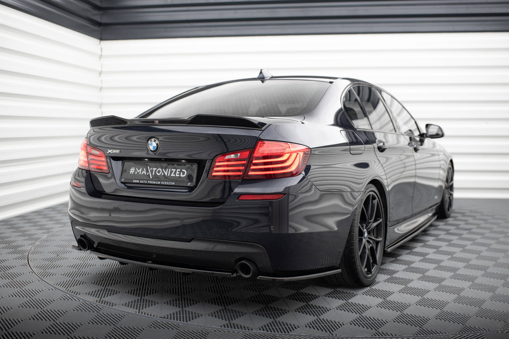 Arriere Splitter BMW 5 M-Pack Sedan/Touring F10/F11 (avec deux extrémités d'échappement simples)