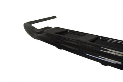 Arriere Splitter Lexus IS Mk3 H (avec une barre verticale)