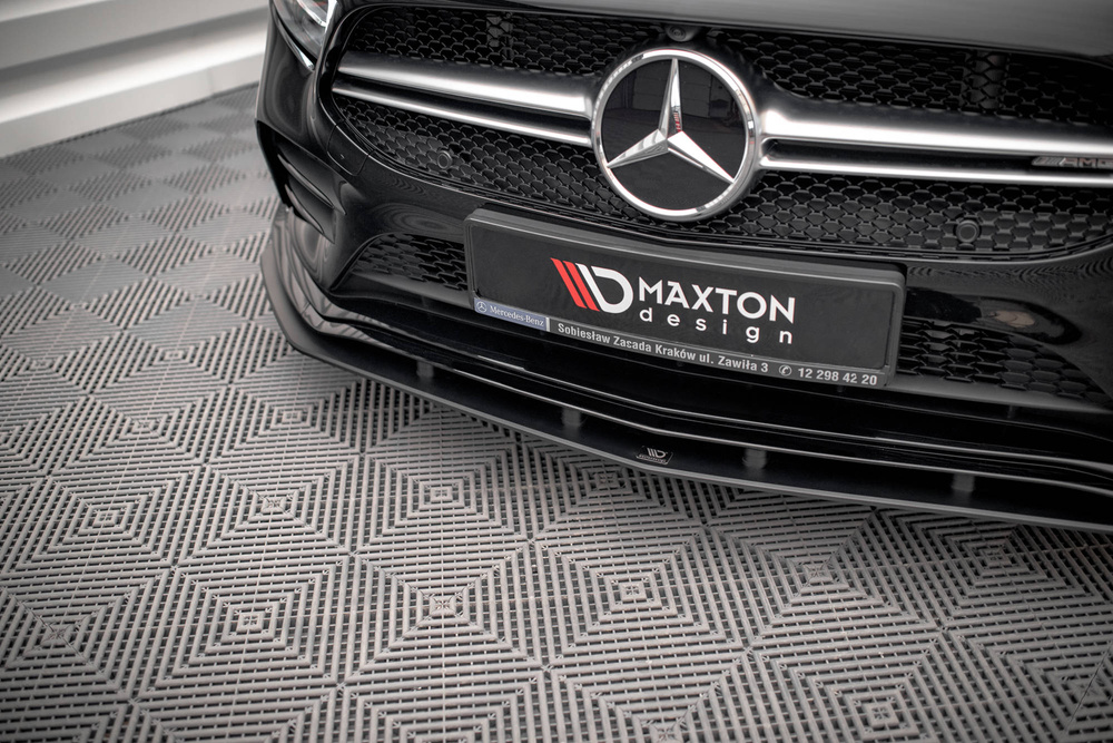 Street Pro Lame Du Pare-Chocs Avant Mercedes A35 AMG / AMG-Line Aero Pack W177