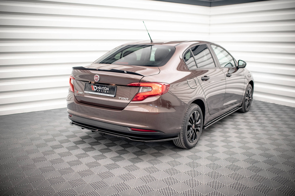 Arriere Splitter (avec une barre verticale) Fiat Tipo S Sedan Mk1