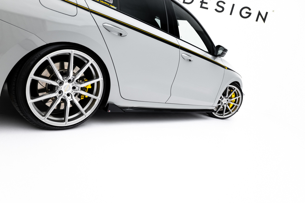 Rajouts Des Bas De Caisse V.4 Skoda Octavia RS Liftback / Combi Mk4