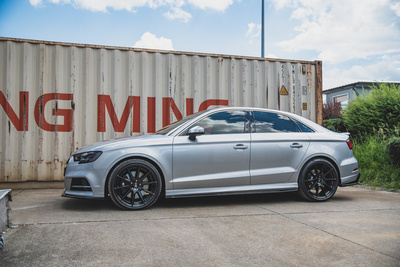 Rajouts Des Bas De Caisse V.2 Audi S3 / A3 S-Line Sedan 8V Facelift