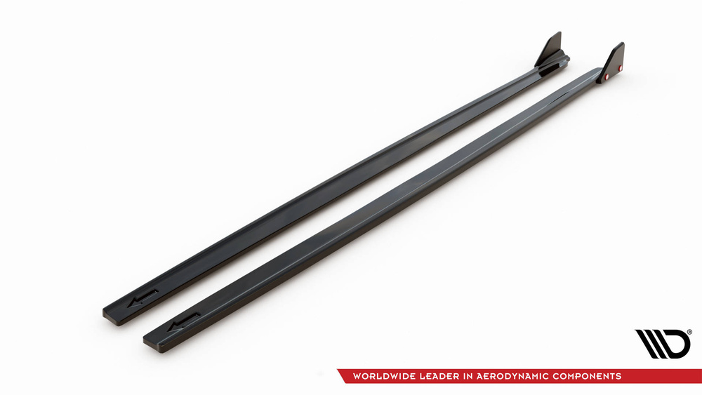 Rajouts Des Bas De Caisse V.1 + Ailerons Toyota Yaris Mk4