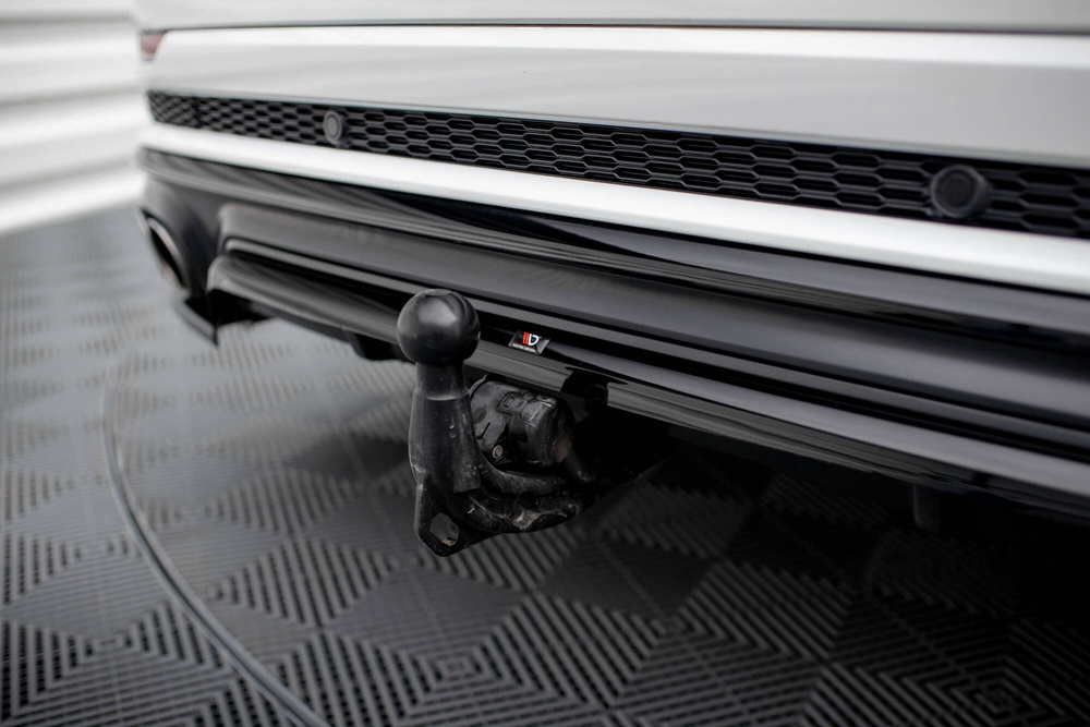 Arriere Splitter (avec une barre verticale) Audi SQ8 Mk1