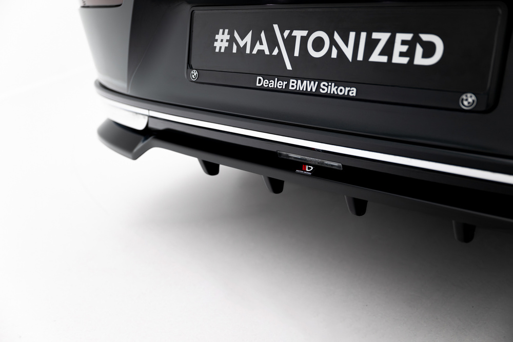 Arriere Splitter (avec une barre verticale) BMW 7 G70