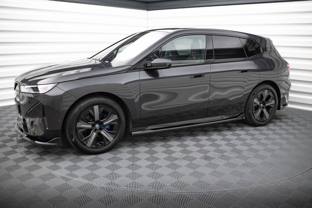 Rajouts Des Bas De Caisse BMW iX M-Pack i20