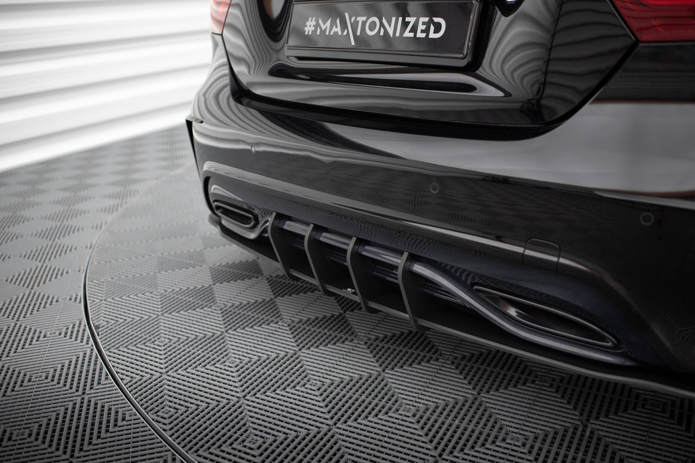 Street Pro Central Diffuseur Arriere Mercedes-Benz A AMG-Line W176 Facelift