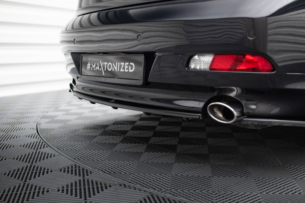 Arriere Splitter (avec une barre verticale) BMW 6 Coupe / Cabrio E63 / E64