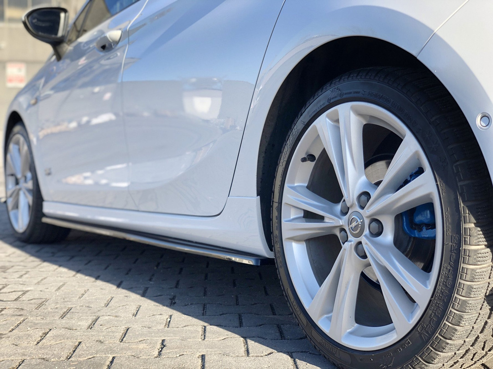 SET DES DIFFUSEUR DES BAS DE CAISSE OPEL ASTRA K OPC-LINE