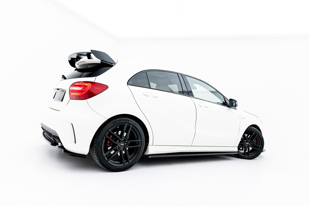 Rajouts Des Bas De Caisse Mercedes-Benz A AMG-Line W176