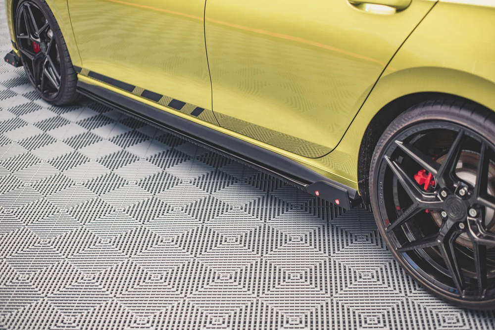 Rajouts Des Bas De Caisse V.2 + Ailerons Volkswagen Golf GTI / GTE / GTI Clubsport / GTD / R-Line Mk8