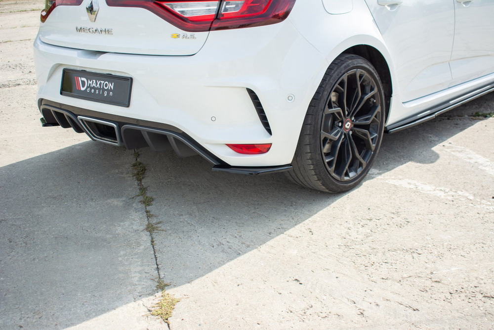 LAME DU PARE-CHOCS ARRIERE Renault Megane IV RS