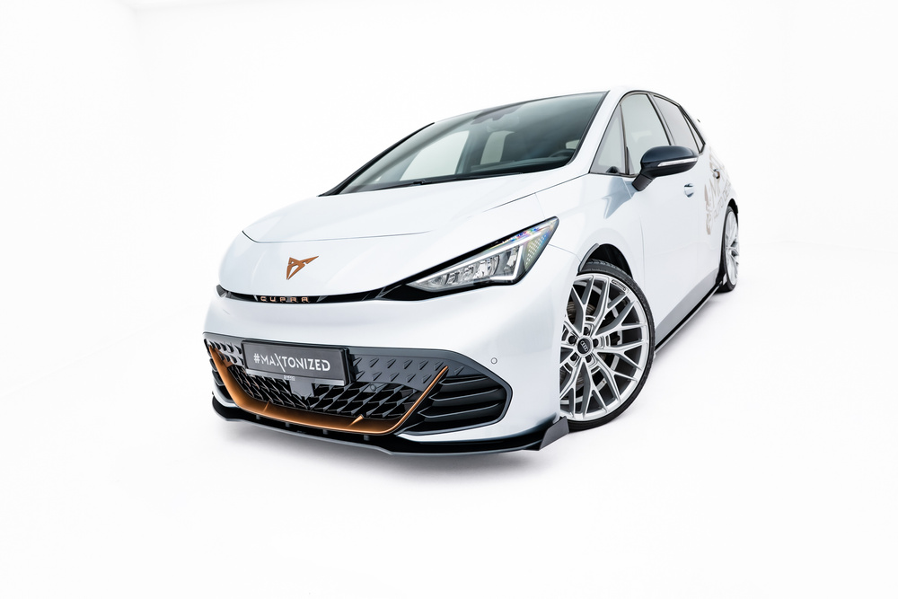 Street Pro Lame Du Pare-Chocs Avant + Flaps Cupra Born Mk1