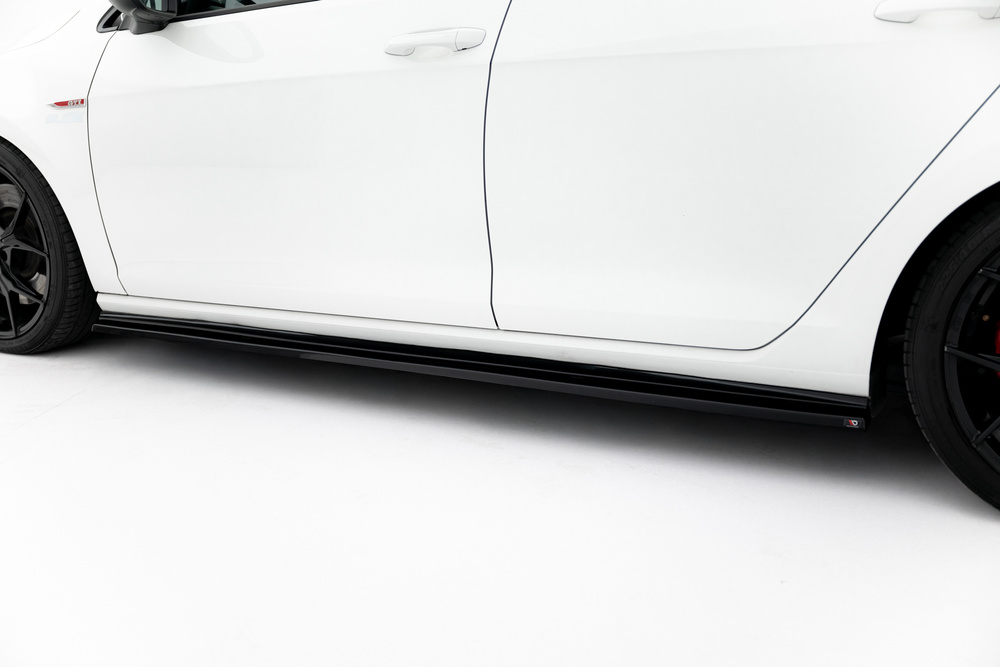 Rajouts Des Bas De Caisse Pour V.2 Volkswagen Golf GTI / GTD Mk7 / Mk7 Facelift (étroite)