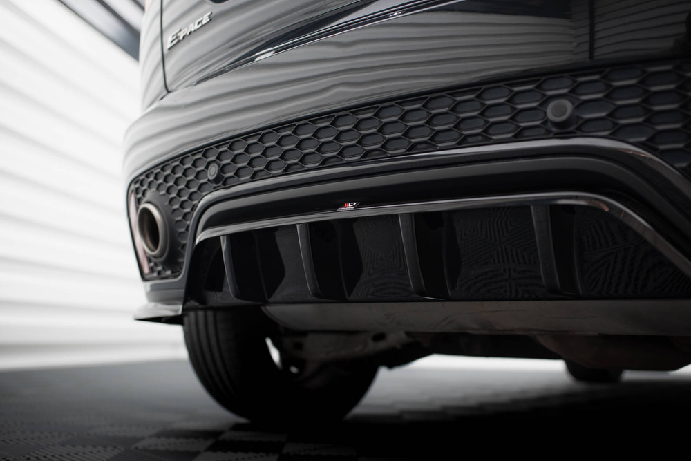Arriere Splitter (avec une barre verticale) Jaguar E-Pace R-Dynamic Mk1