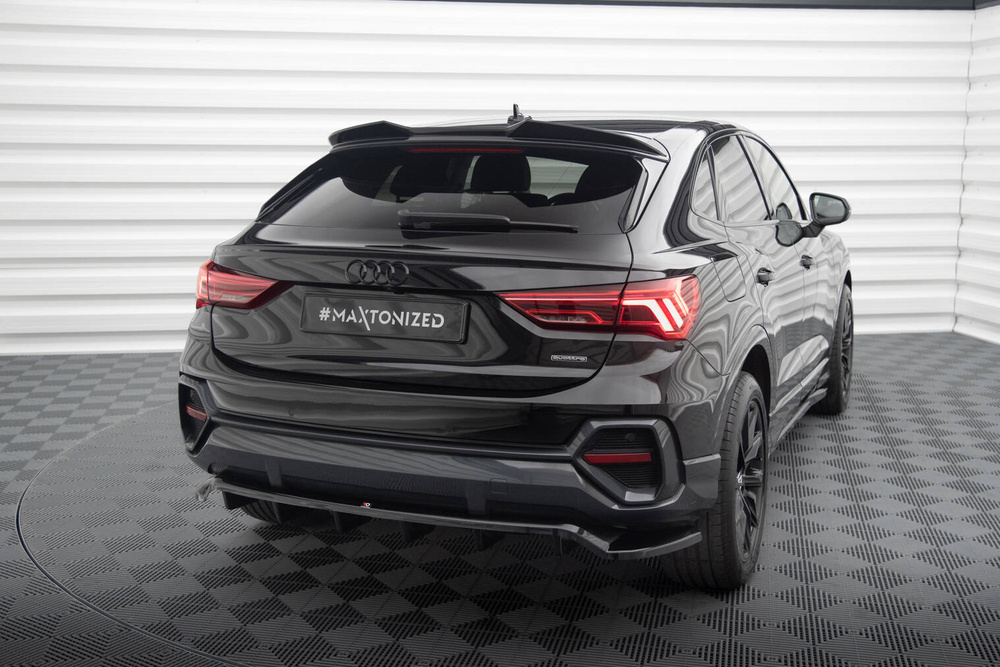 Arriere Splitter (avec une barre verticale) Audi Q3 Sportback F3